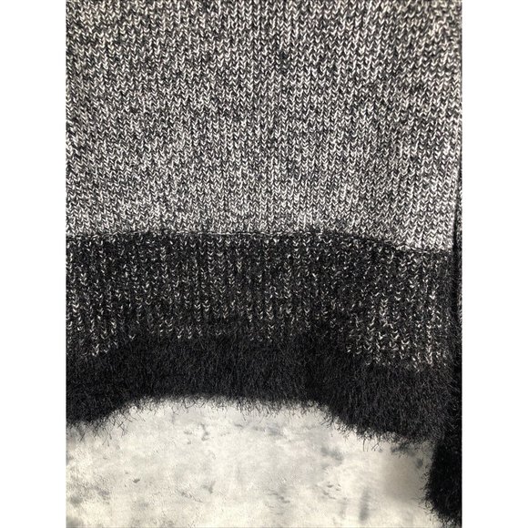 1. State Ladies Black and White Sweater Fuzzy Trim Sleeves and Waist Size Small - Picture 5 of 15